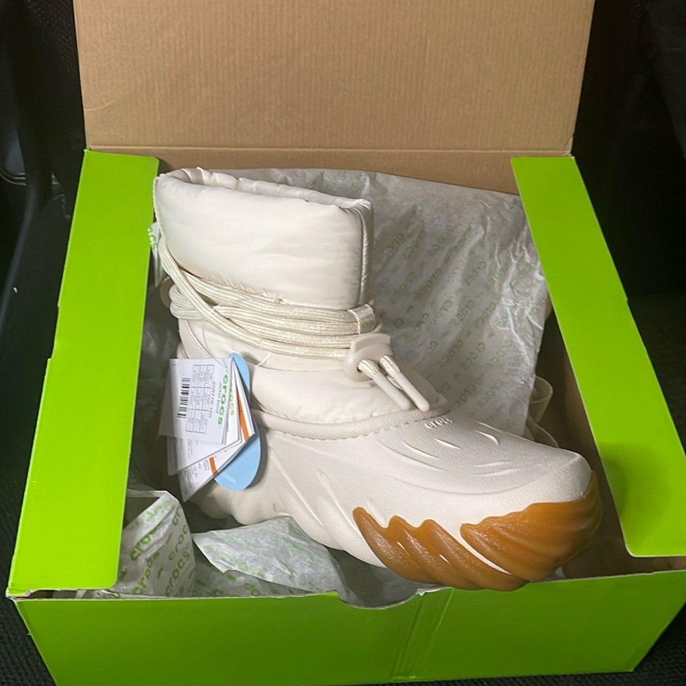 Brand new unisex beige and tan insulated CROCS